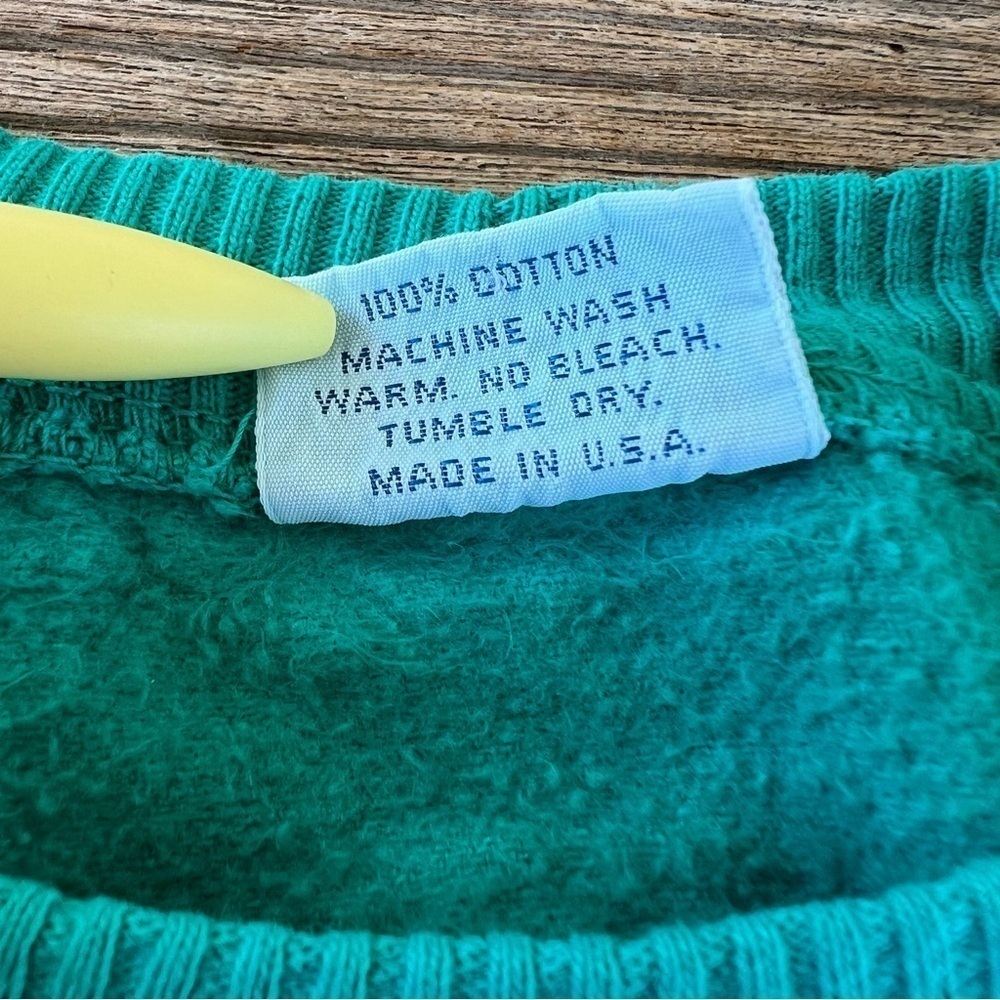 VTG Crazy Shirts SAN DIEGO Embroidered Crewneck Sweatshirt Sailing Flags Small - Picture 10 of 14